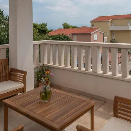 Modern W Terrace 2 Min Walk To The Apartment Okrug Gornji